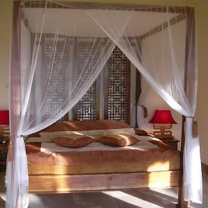Field And Hotel Ubud (Bali)